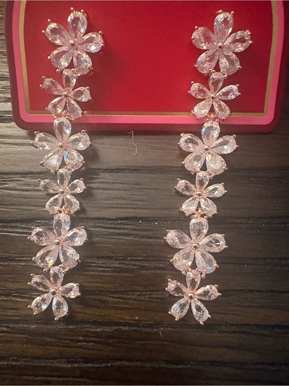 NEW Piper K Rose Gold Flower Earrings - Picture 2 of 2